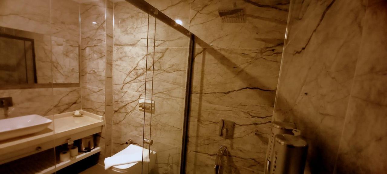 Un Amor Hotel Kaş Ngoại thất bức ảnh