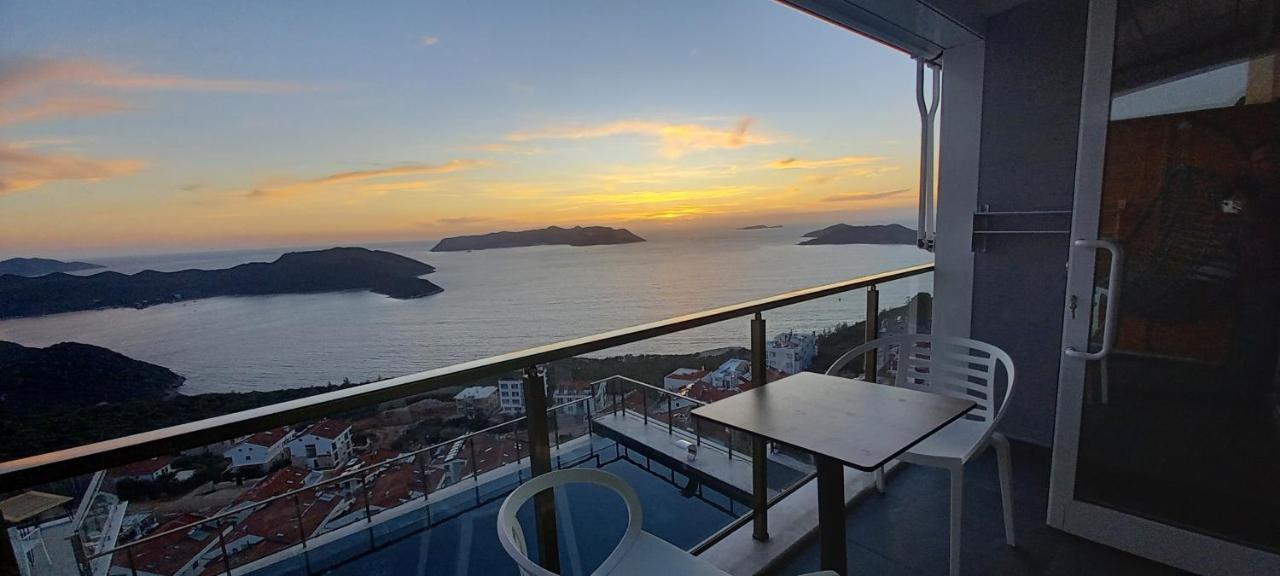 Un Amor Hotel Kaş Ngoại thất bức ảnh
